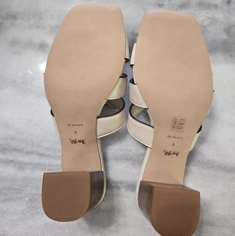 Coach Nikki Leather Sandal NWT - Picture 4 of 5